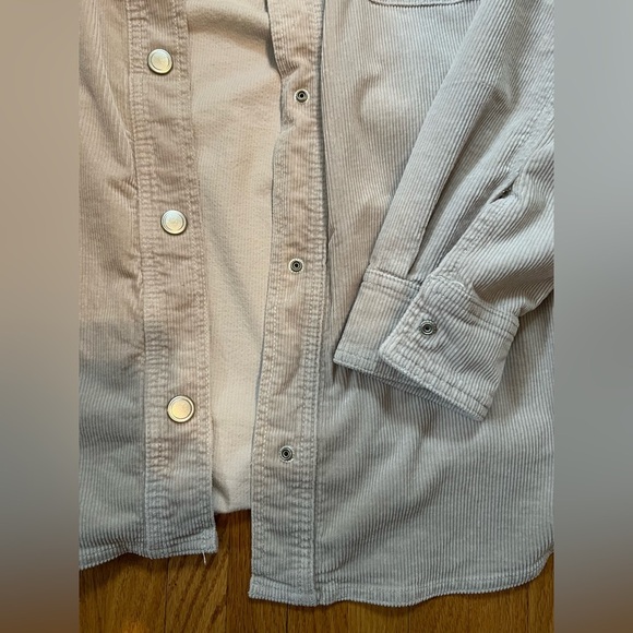 GOOD AMERICAN Corduroy Shacket Button up Shirt Jacket Bone Size 3/4 L/XL - Picture 3 of 6